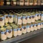 Verschiedene Suppen in der Dose
